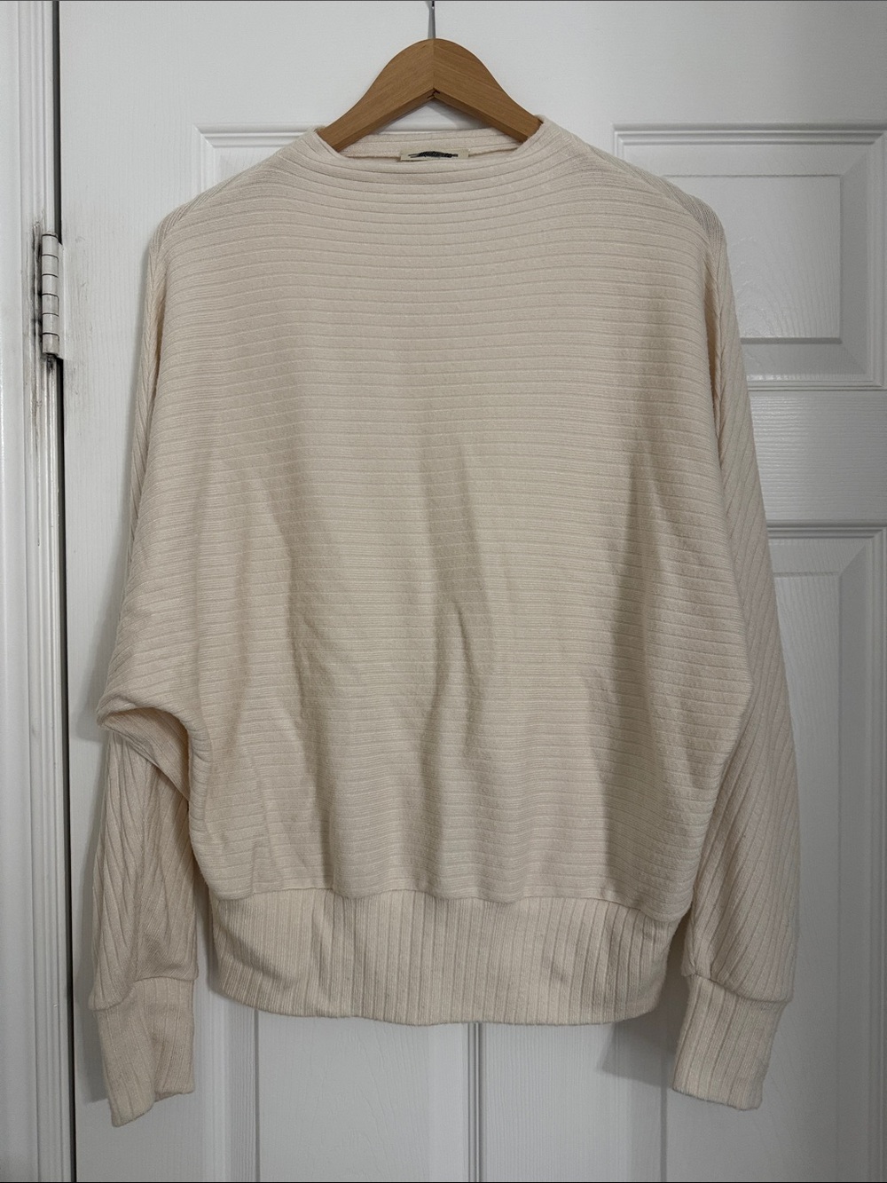 Madewell Women’s Cream Ribbed Crewneck Sweater